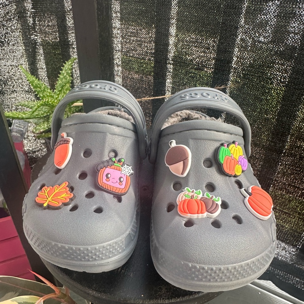 Fall Baby/Toddler Crocs - Picture 2 of 5